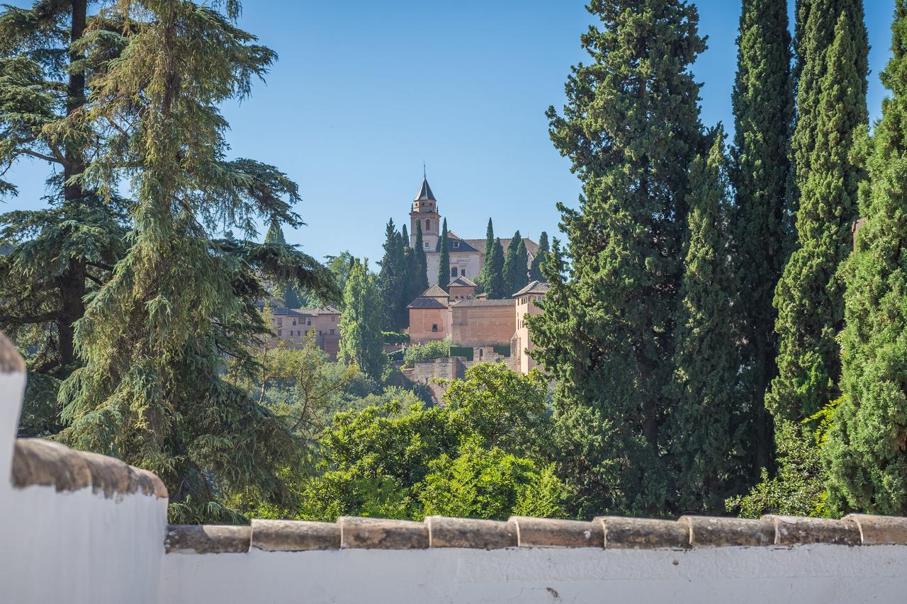 Chapizhome, Granada